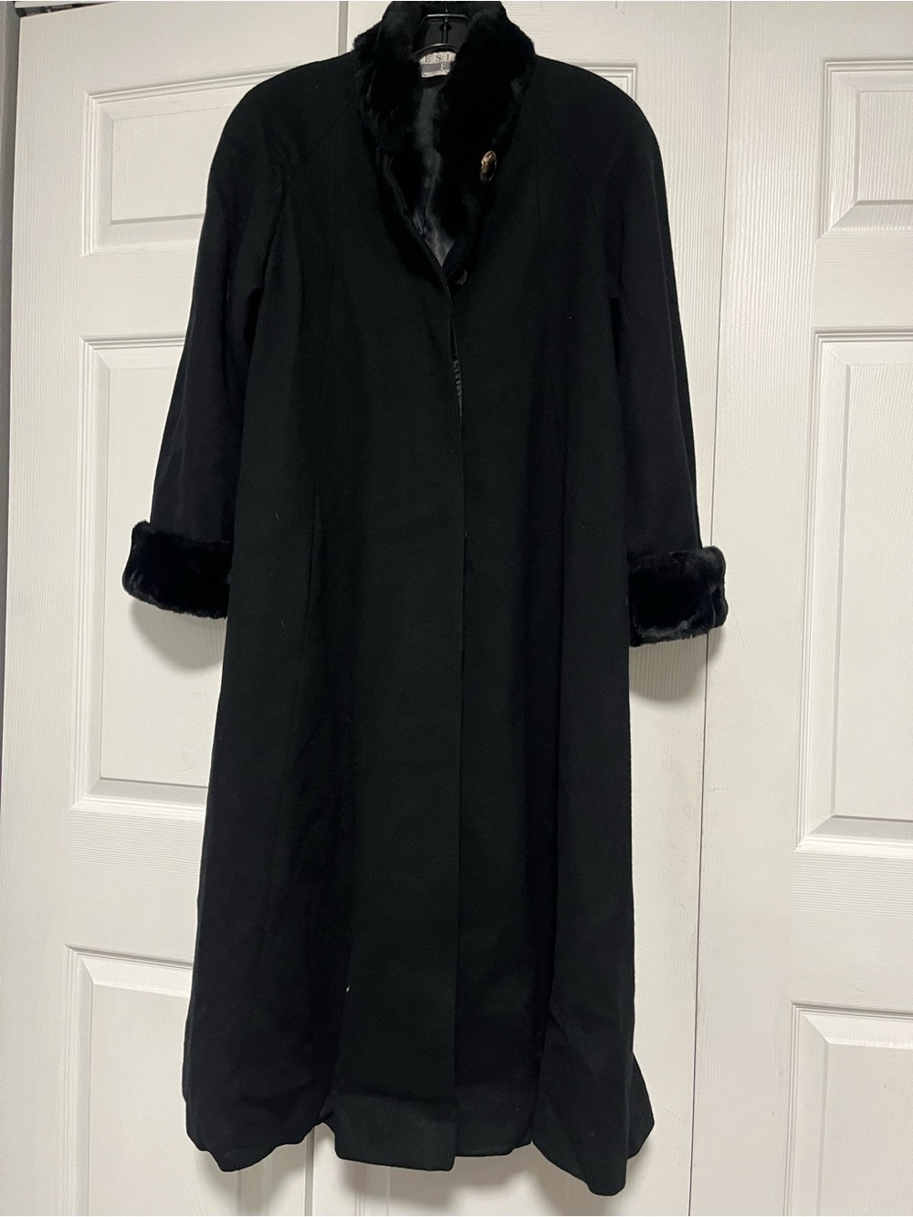Lesley Fay Black Long Robe Coat with Faux Fur Collar & Cuffs